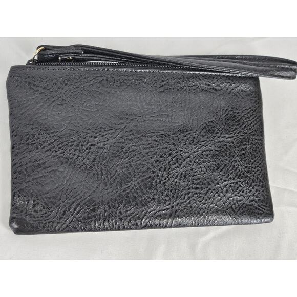 KENNETH COLE WOMEN'S BLACK SMALL WRISTLET PURSE ZIPPERED FRONT - Picture 3 of 6